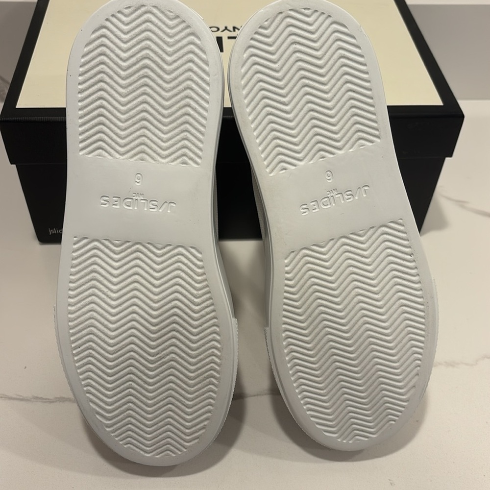 NWT J/SLIDES NYC 🤍 Daphnie Knit Sneakers ✨ - Picture 4 of 10